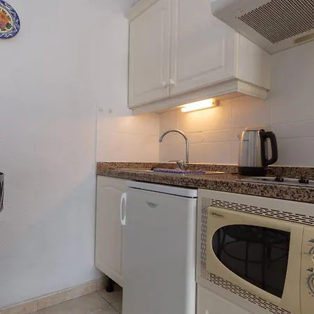 Santa Maria 85 - One Bed Адехе