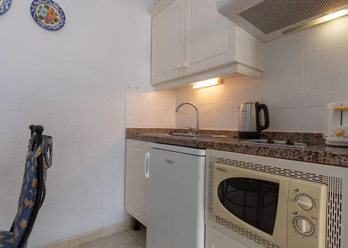 Santa Maria 85 - One Bed Адехе